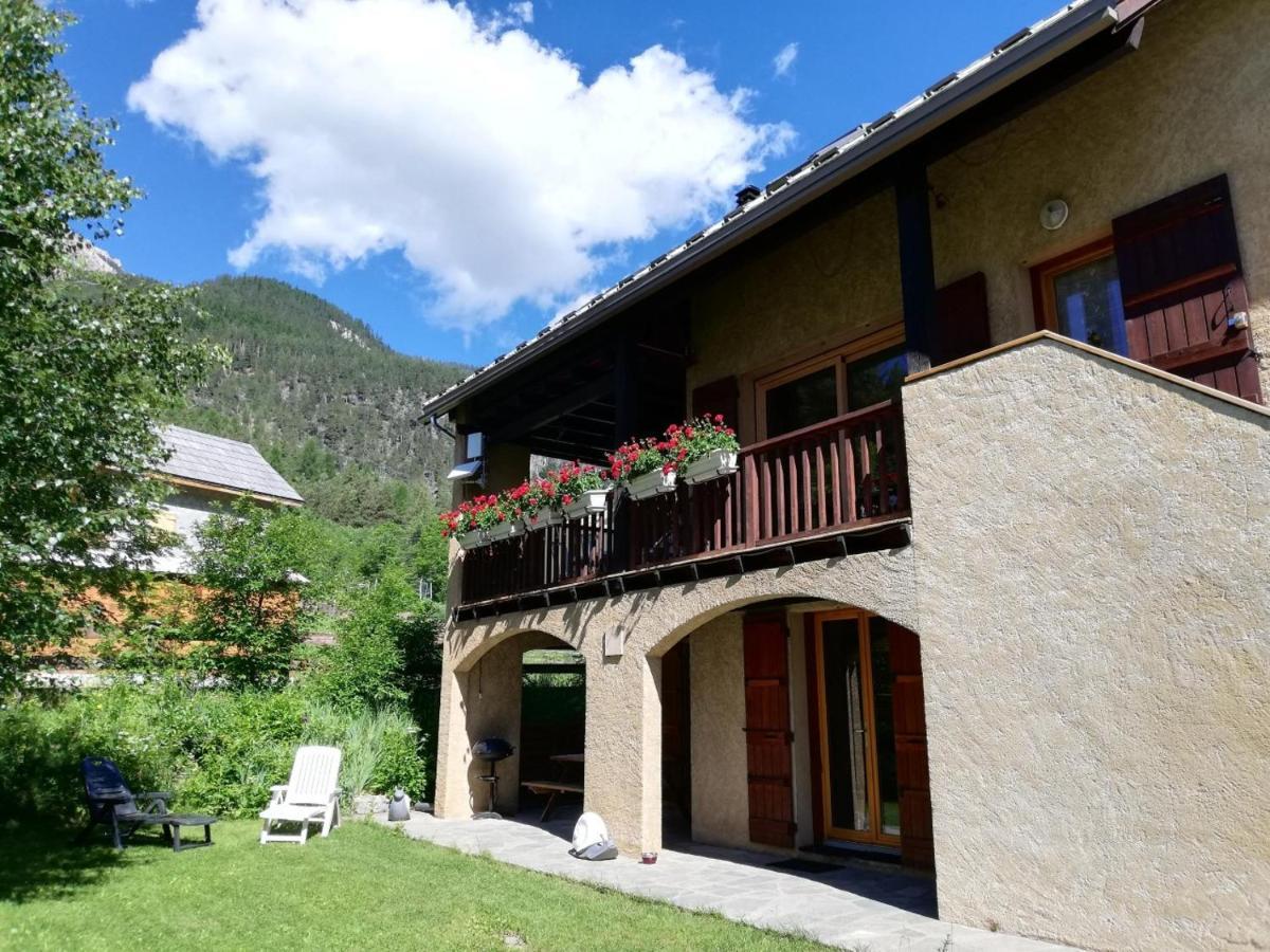 Apartmán La Givrine Val-des-Prés Exteriér fotografie